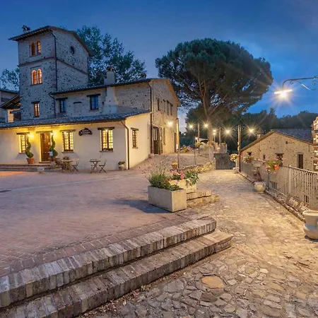 別荘 Luxurious Holiday In Montone With 2 Swimming Pools モントーネ