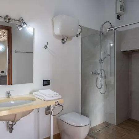 Luxurious Holiday In Montone With 2 Swimming Pools * モントーネ
