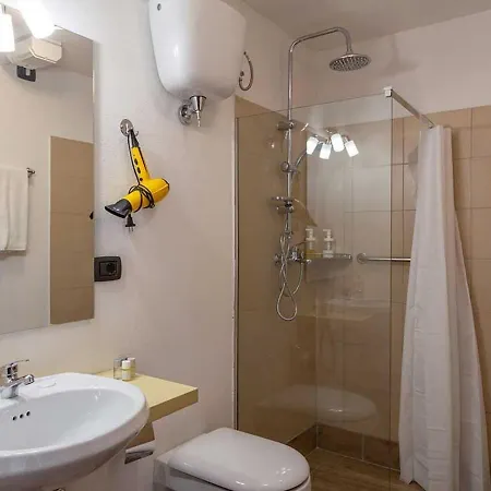 Luxurious Holiday In Montone With 2 Swimming Pools 別荘 *