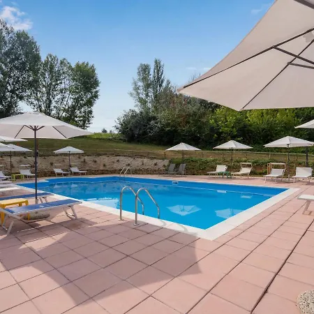 Luxurious Holiday In Montone With 2 Swimming Pools 別荘 モントーネ